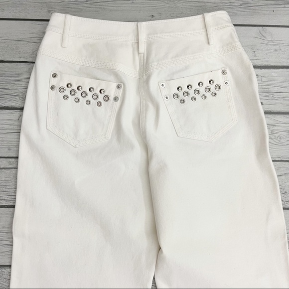 St. John’s Sport White Studded Back Pocket Jeans - Picture 3 of 8